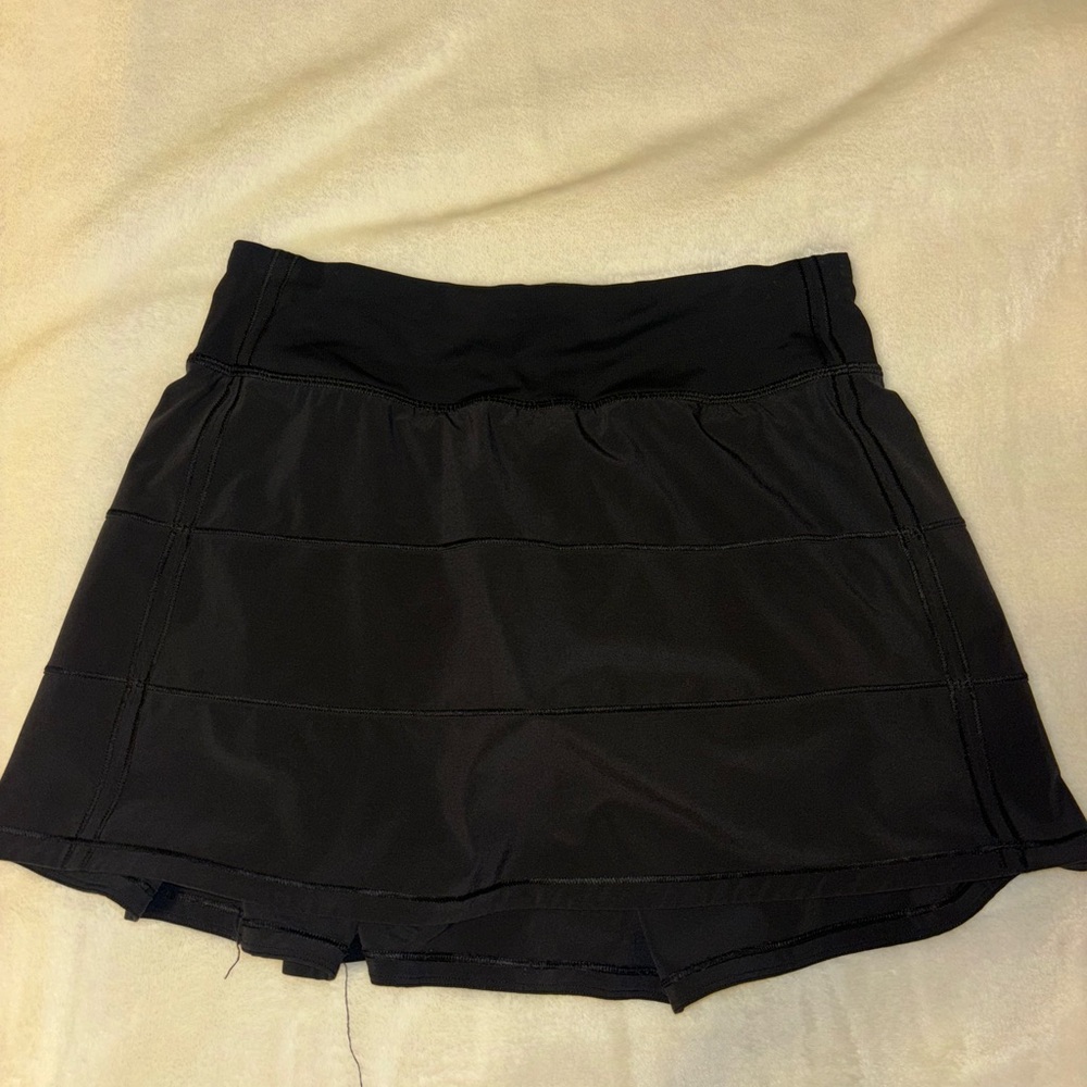 Black lululemon skirt